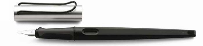Stylo plume&nbsp;Lamy ,&nbsp;s&eacute;rie&nbsp;Joy&nbsp;Noir