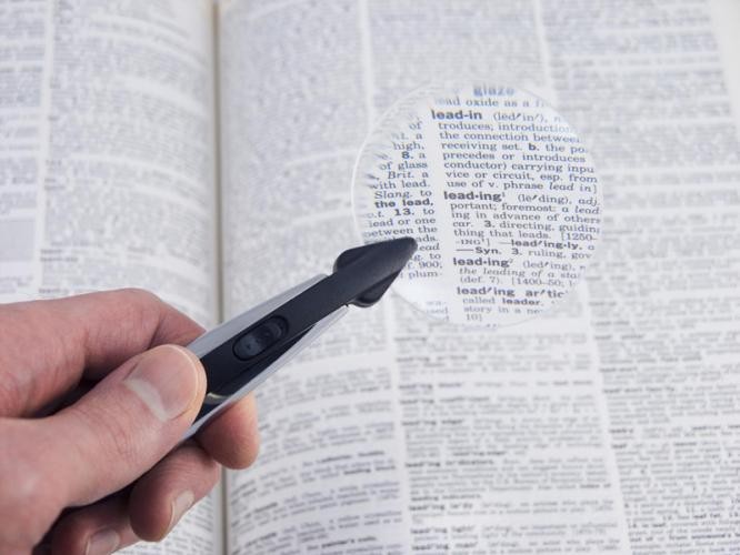 Loupe&nbsp;Lightwedge,&nbsp;s&eacute;rie&nbsp;Book Magnifiers&nbsp;Noir