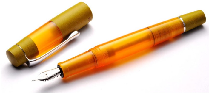 Opus 88 Fountain pen, Koloro series Translucent orange
