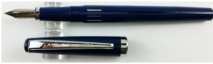 Stylo plume Noodler's Ink, série Standard Flex Bleu marine