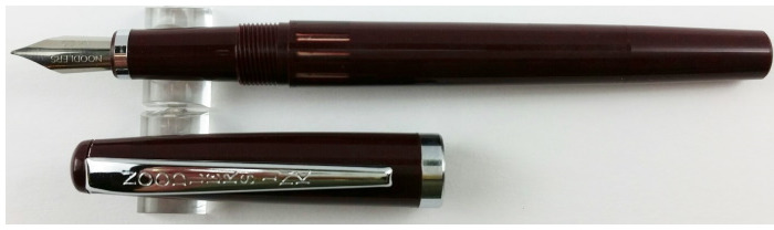 Stylo plume Noodler's Ink, série Standard Flex Bourgogne