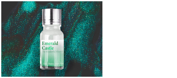 Potion brillante Wearingeul, série Glitter Emerald Castle (10ml) 
