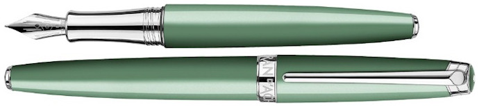 Stylo plume Caran d'Ache, série Édition Spéciale Léman Vert de gris