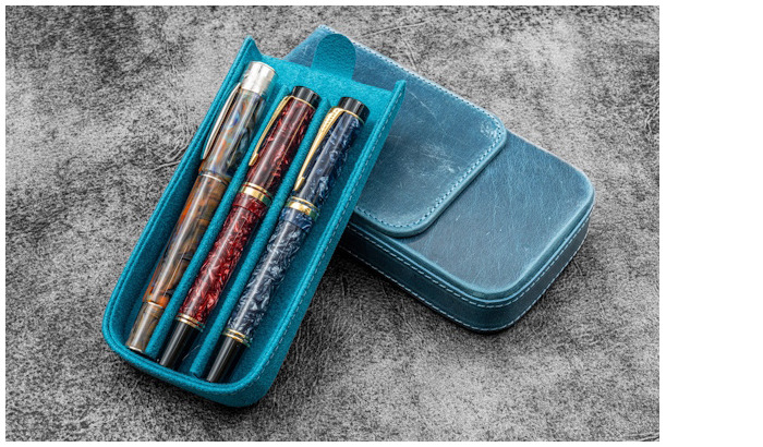 Étui pour stylo Galen Leather Co., série Leather Magnum Opus 3 Slots Bleu Océan Crazy Horse  