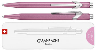 Stylo bille Caran d'Ache, série 849 Colormat-X Rose (avec boîte cadeau)