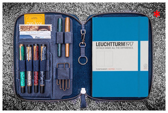 Étui Galen Leather Co., série Leather Zippered A5 Notebook Folio Bleu marine Crazy Horse