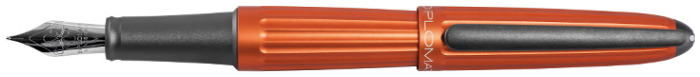 Stylo plume Diplomat, série Aero Orange